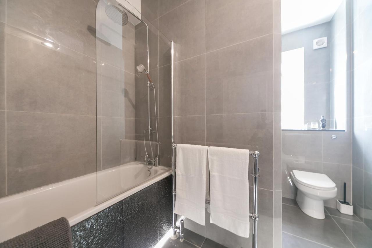 Beautifully Presented Centrally Located Studio Apartment Londra Exterior foto