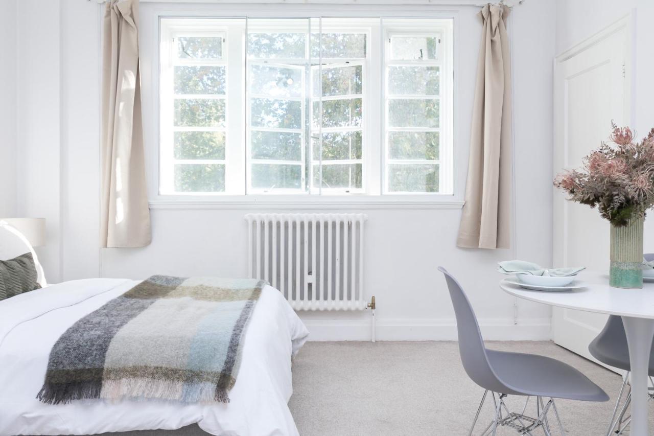Beautifully Presented Centrally Located Studio Apartment Londra Exterior foto